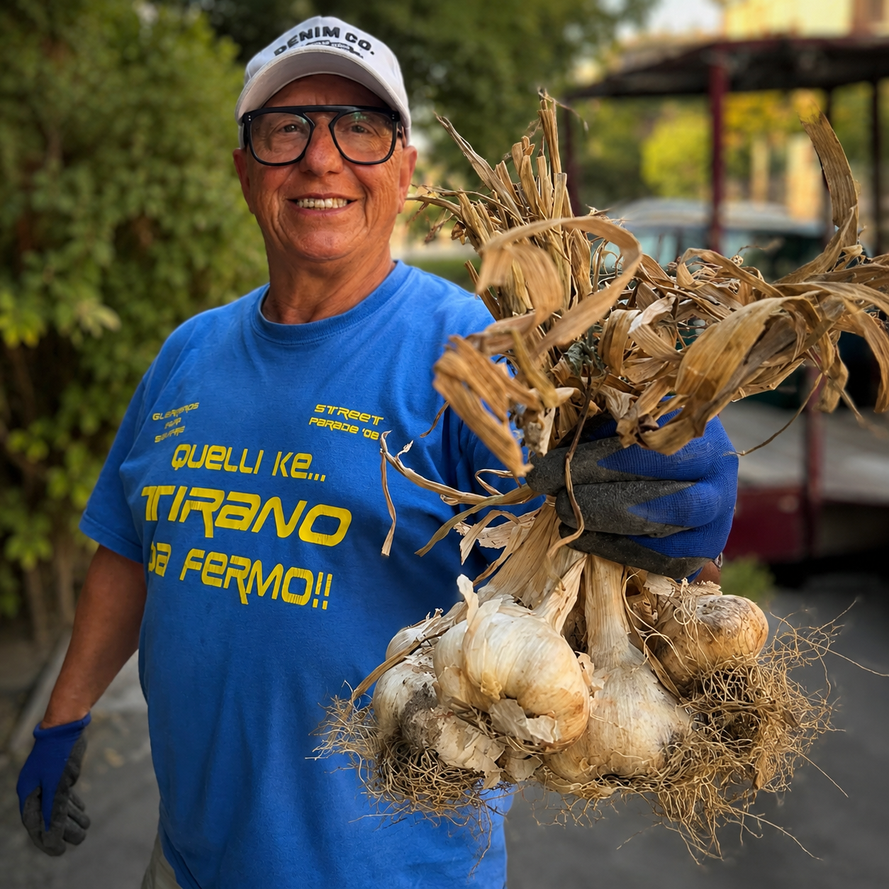 Mr. Patata, il nostro produttore di patate e aglio